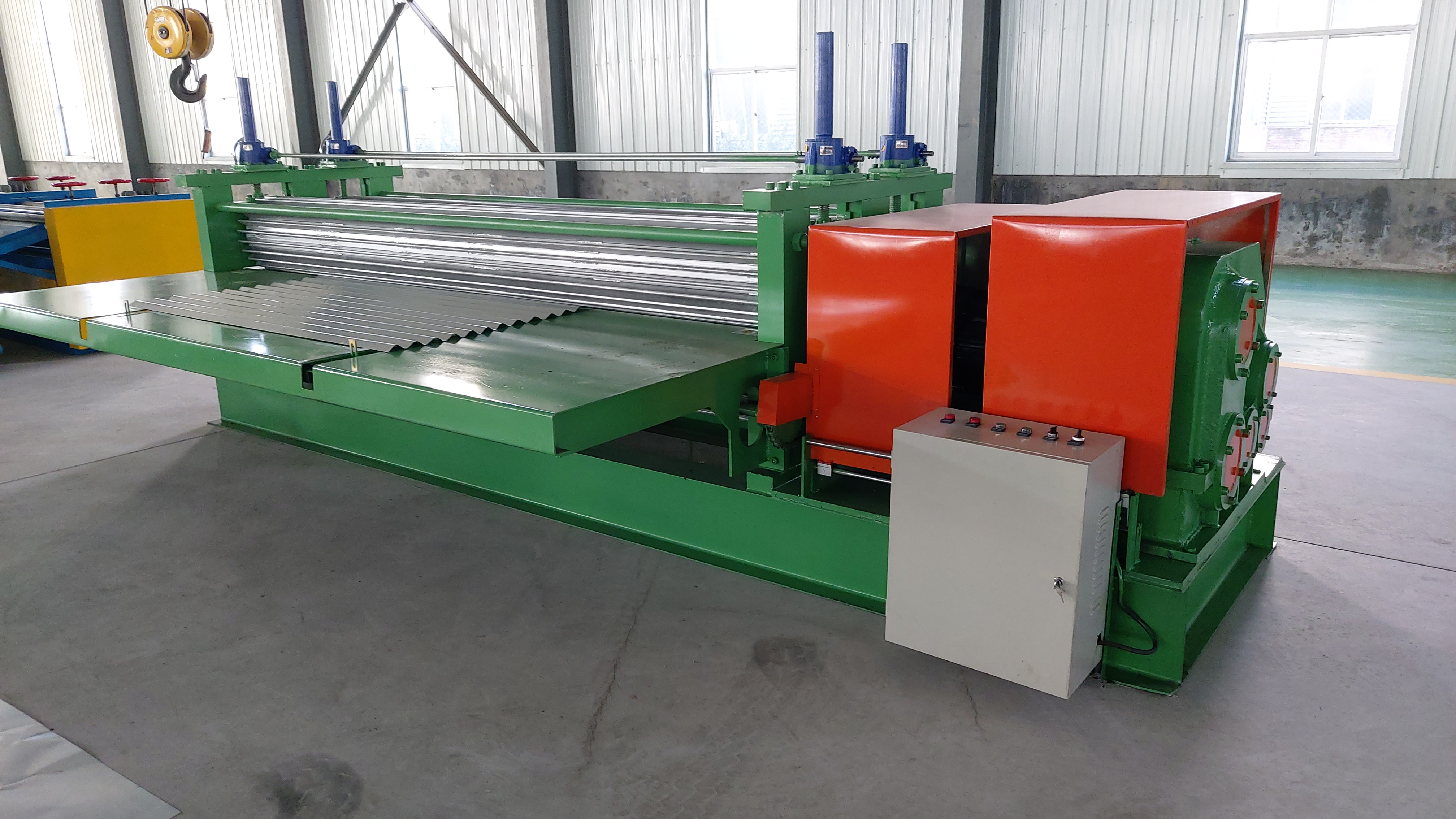 Corrugated Metal Sheet Round Wave Roll Forming Machine steel Rolling 