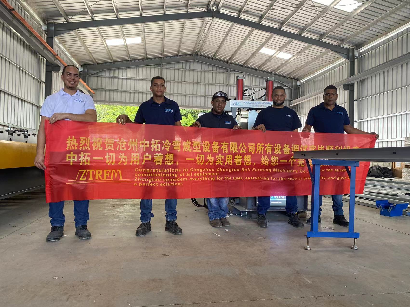 ZHONGTUO Floor Deck Roll Forming Machine For Dominica Customer